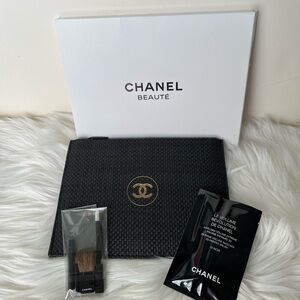 CHANEL Black burlap pouch plus travel size make up brushes and mascara